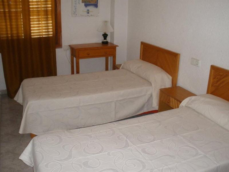 Casa De Huespedes El Almendro Cidade de Ibiza Quarto foto